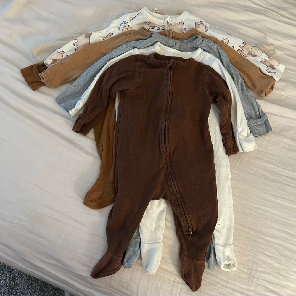 Set of 7 Old Navy Neutral Baby Zip Sleepers